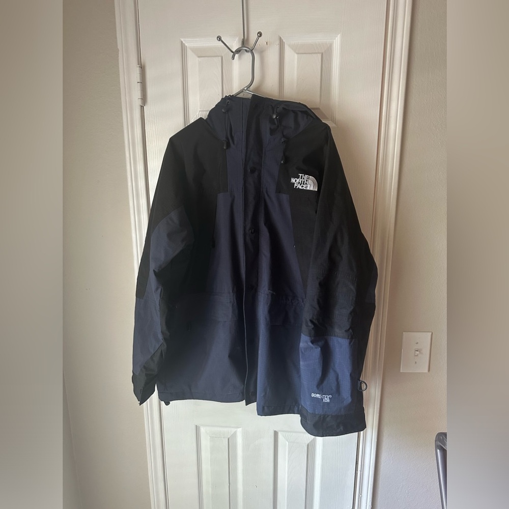 The North Face Mens Size Large Summit Series Gore-Tex XCR Jacket